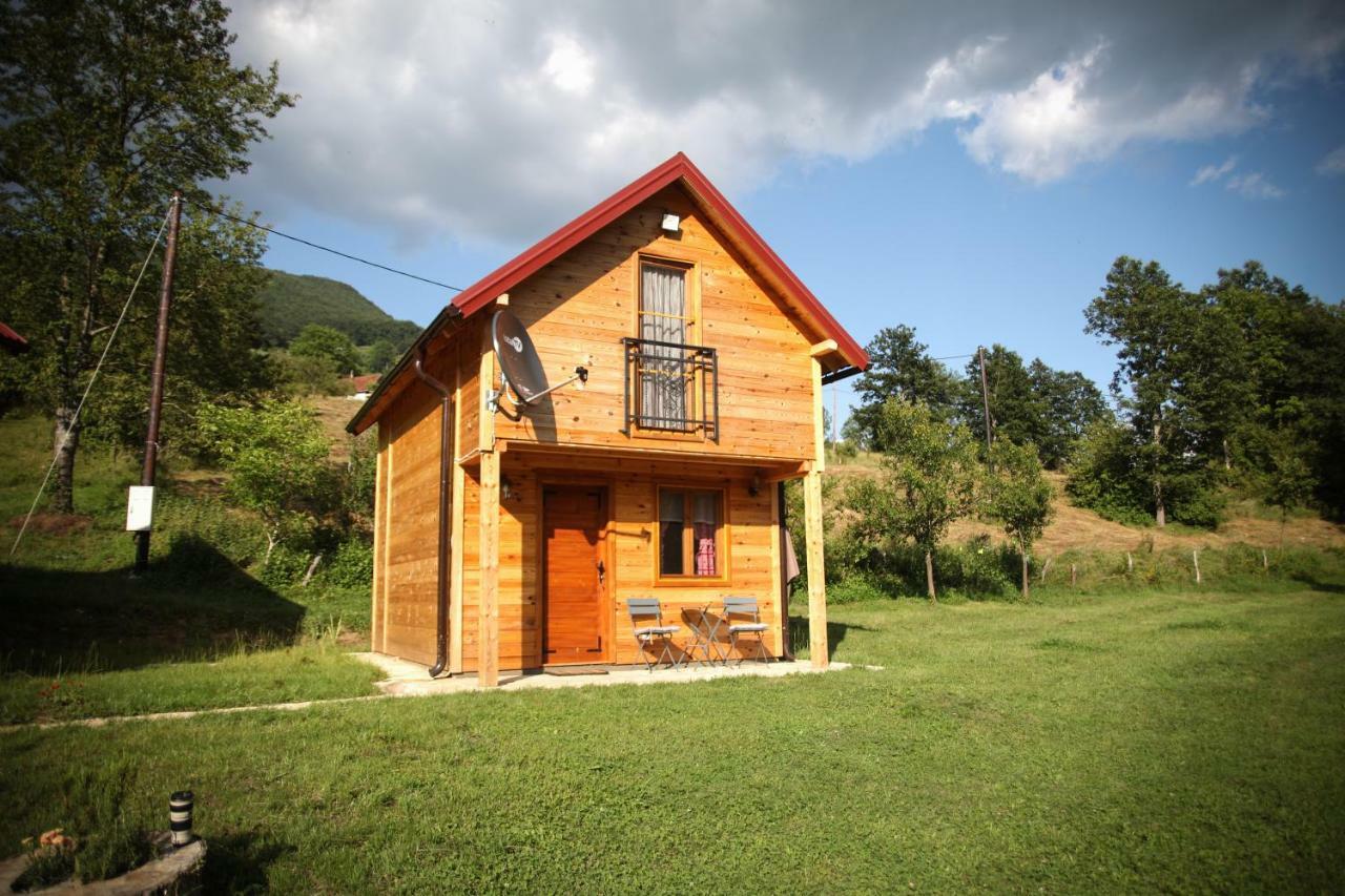 Taramour Cottages. 모이코바츠 외부 사진