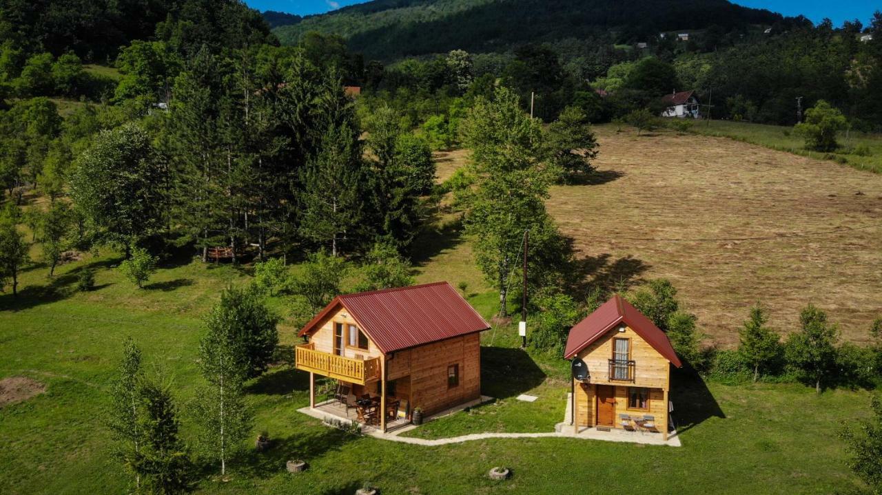 Taramour Cottages. 모이코바츠 외부 사진